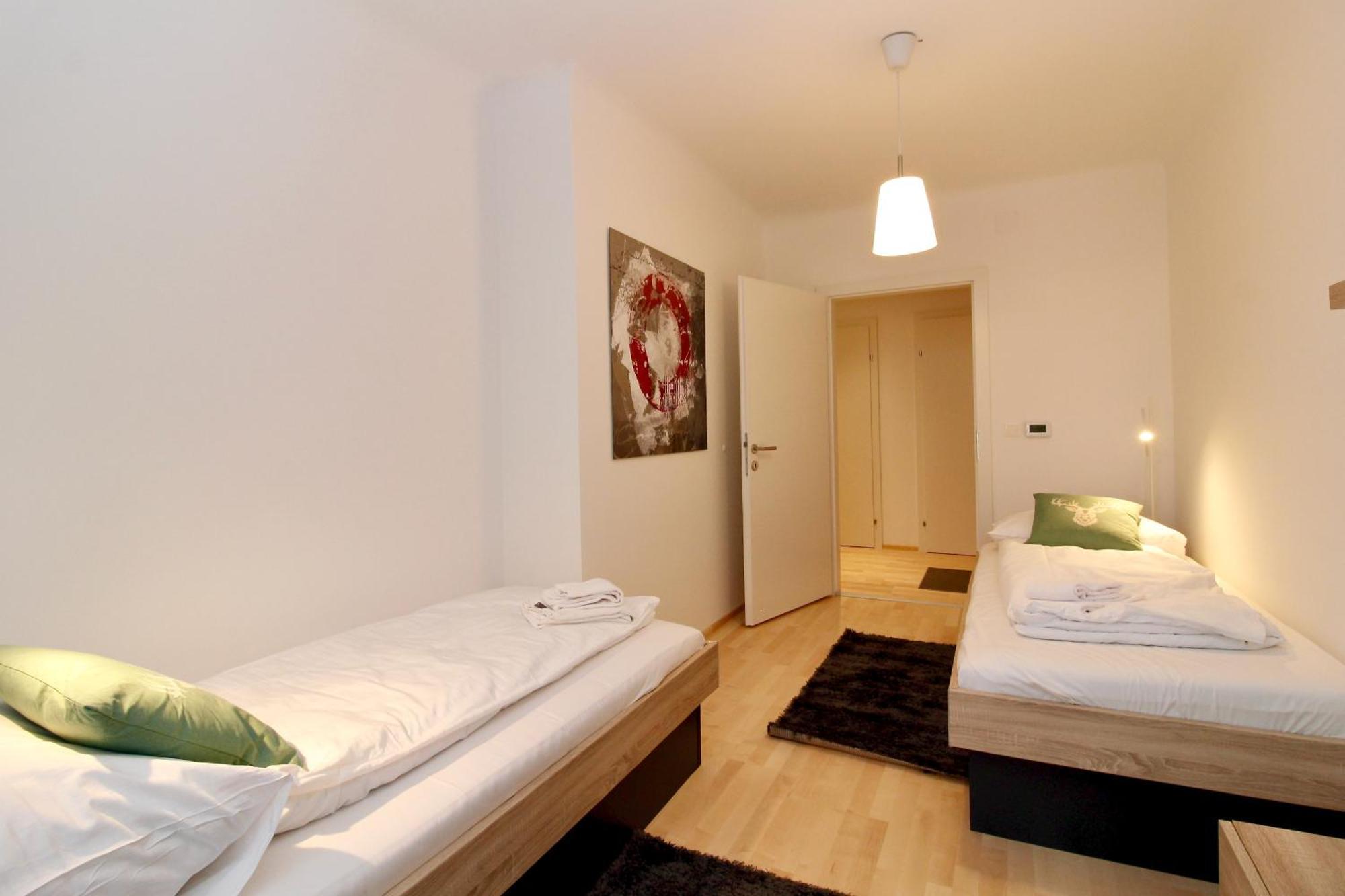 Graz Central Penthouse Style Apt Exterior foto